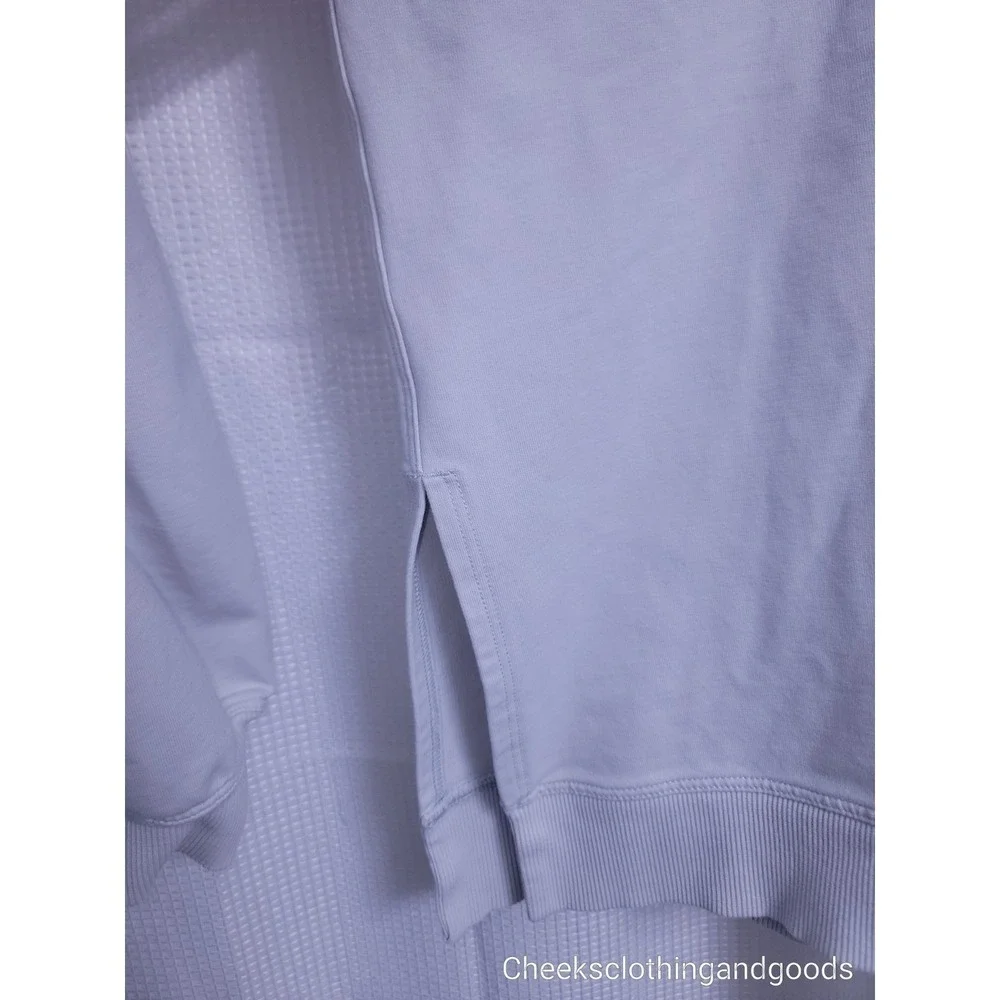 Lululemon 10 LA Asymmetrical-Cut-Out Crew Vapor  W3ET1S